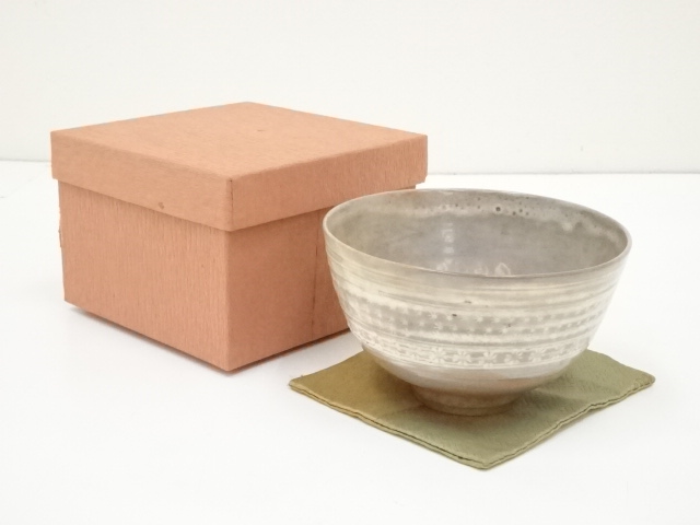 JAPANESE TEA CEREMONY / MISHIMA TEA BOWL CHAWAN BY ZUIHO KAWAI  